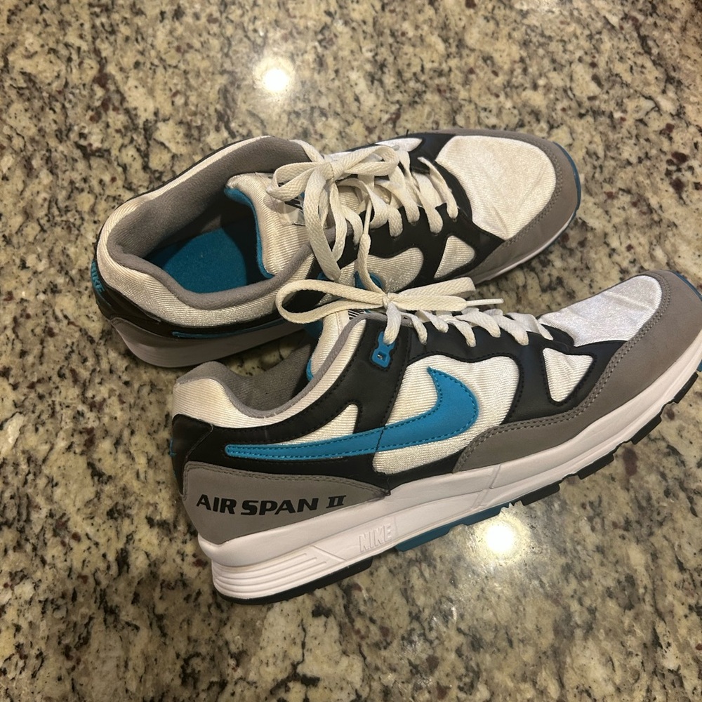 Nike Air Span II Men's Shoes - White, Black, and Blue
